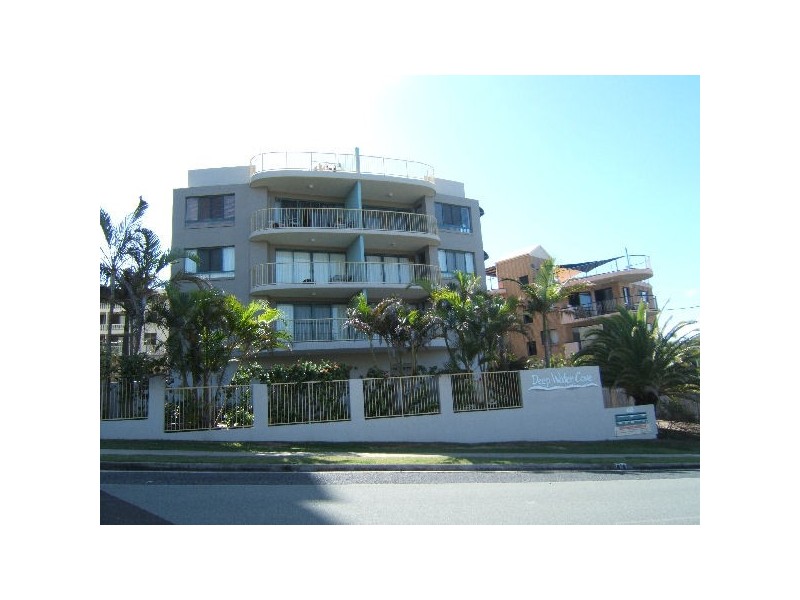 2/68 Lower Gay Terrace, Kings Beach QLD 4551