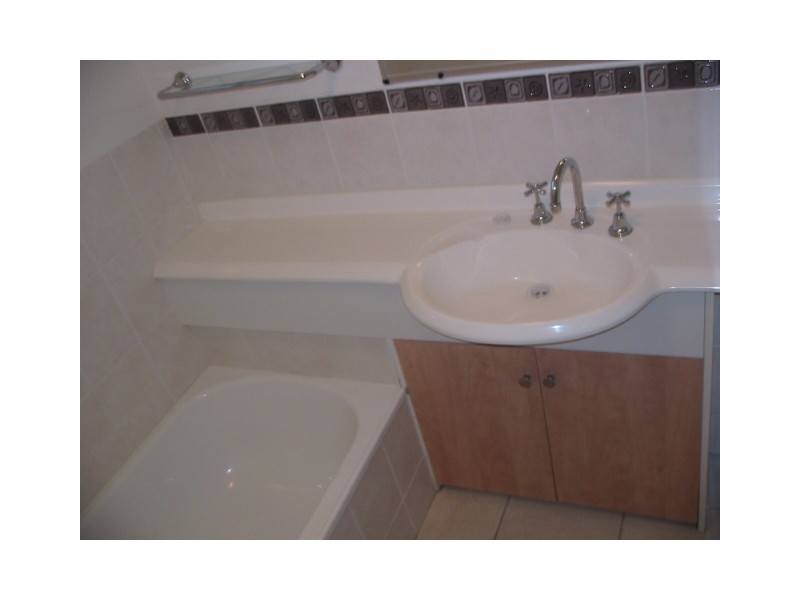 6 Saracen Street, Battery Hill QLD 4551