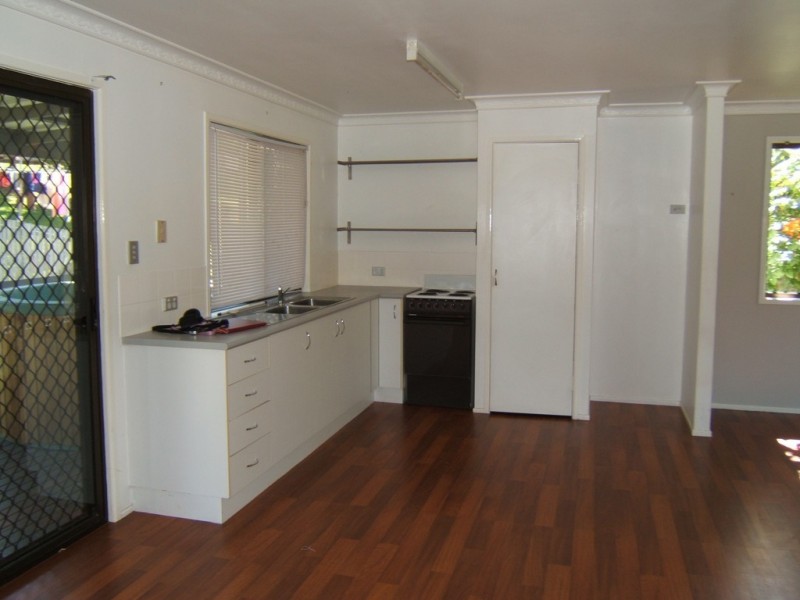 2 Mitchelli Crt, Little Mountain QLD 4551