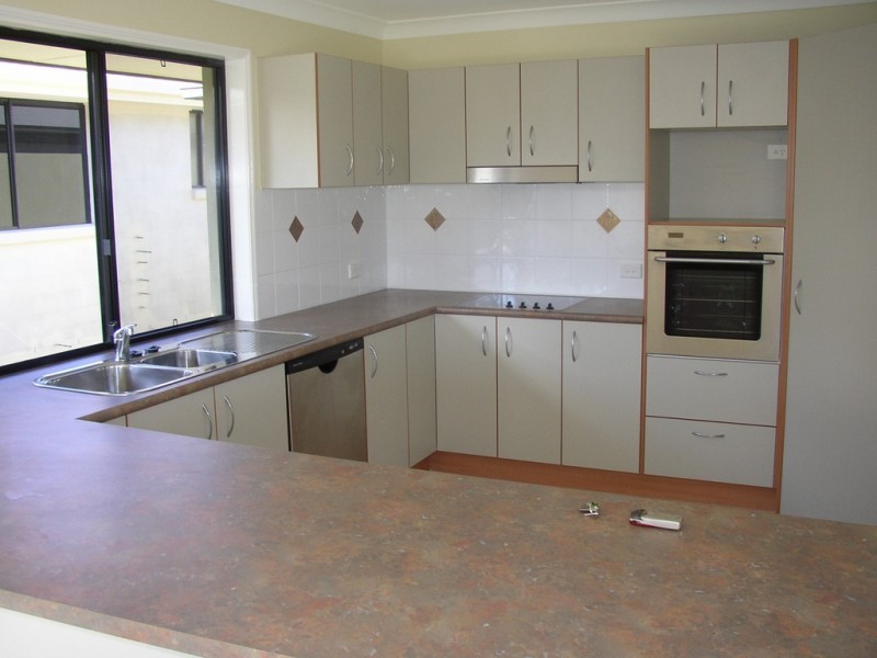 1 Endeavour Close, Pelican Waters QLD 4551