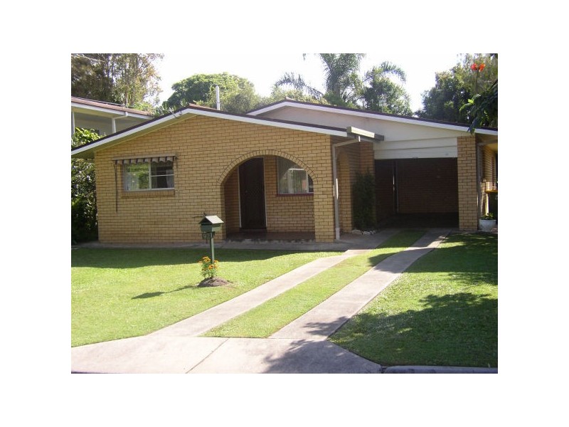 92 Taylor Ave, Golden Beach QLD 4551