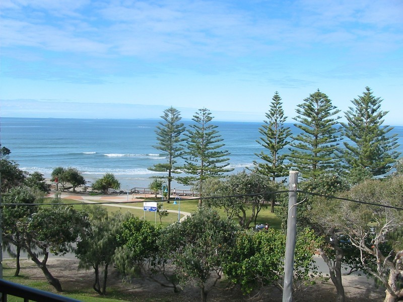 10/7a Esplanade Bulcock Beach “Luanda”, Caloundra QLD 4551