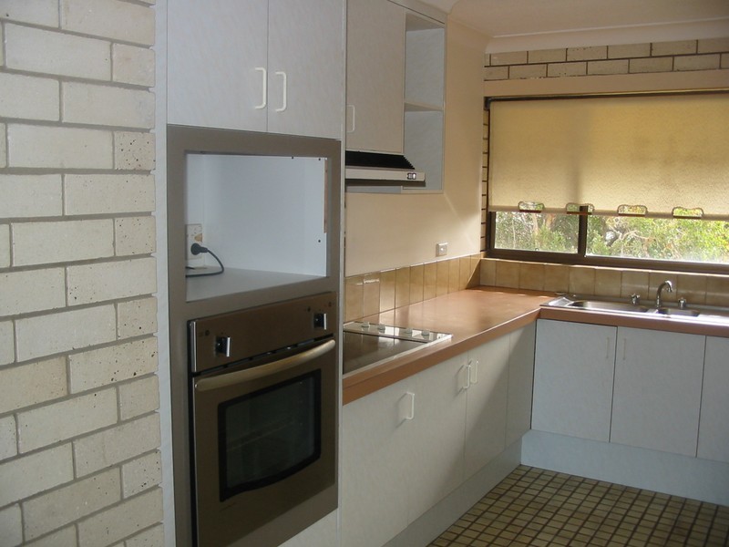 10/7a Esplanade Bulcock Beach “Luanda”, Caloundra QLD 4551