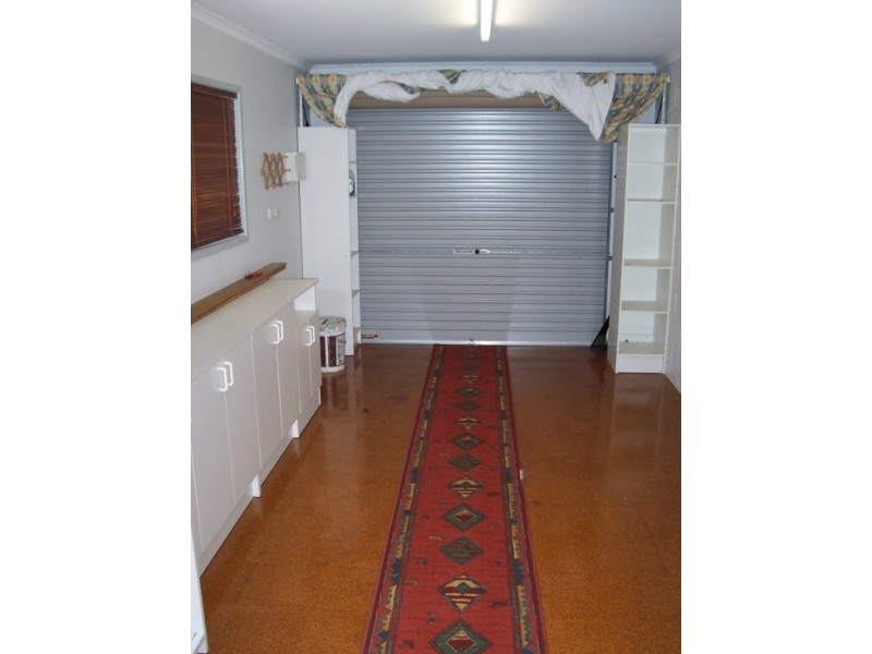 2/17 Taylor Ave, Golden Beach QLD 4551