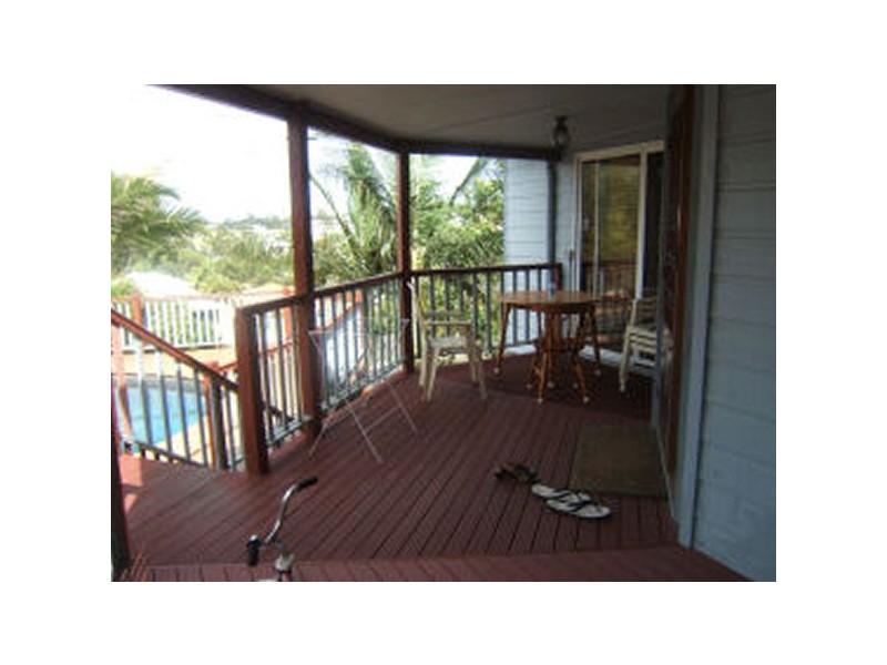 4 Satinwood Crt, Caloundra West QLD 4551