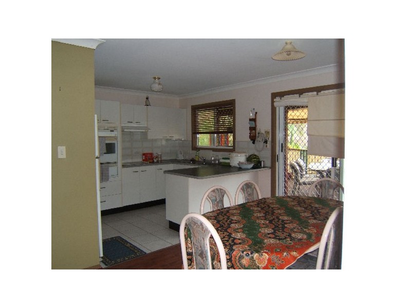 6 Hans Street, Caloundra West QLD 4551