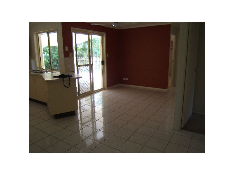 18 Ninderry Cl, Battery Hill QLD 4551