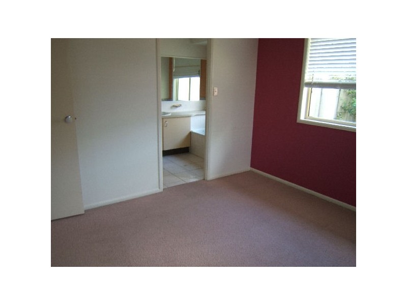 18 Ninderry Cl, Battery Hill QLD 4551