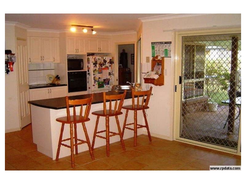 4 Galway Crt, Caloundra West QLD 4551