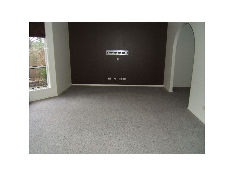 9 Rosevale Ave, Aroona QLD 4551