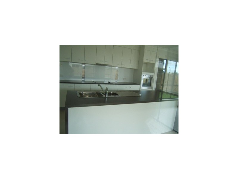 3 James Street, Beerwah QLD 4519