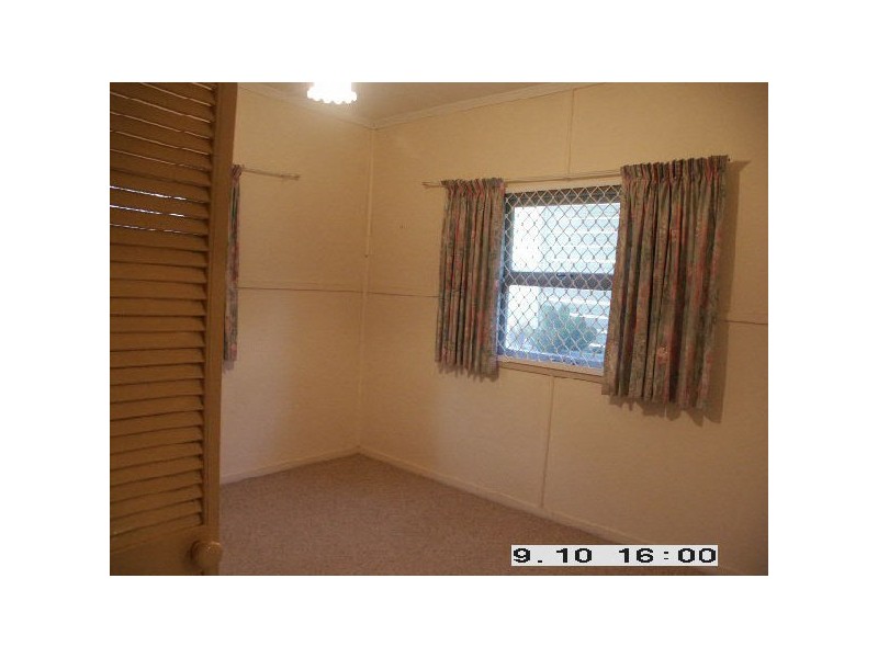 2/5 Hocking St, Nambour QLD 4560