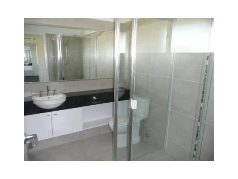 2/83 Beerwah Parade, Beerwah QLD 4519