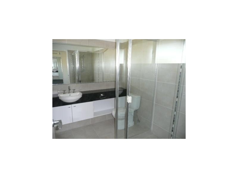 2/83 Beerwah Parade, Beerwah QLD 4519