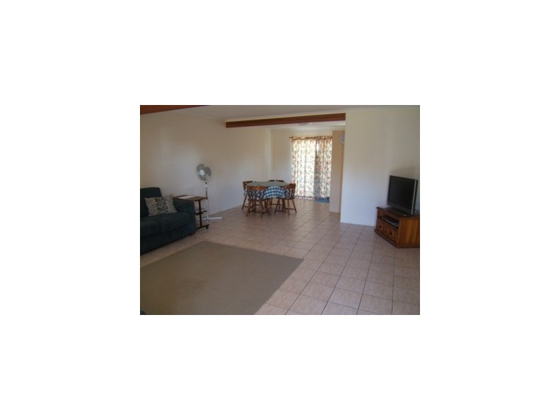 11 Edith Street, Caloundra QLD 4551