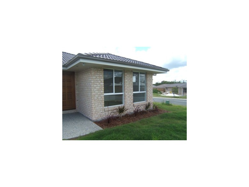15 Usher Blvd, Beerwah QLD 4519