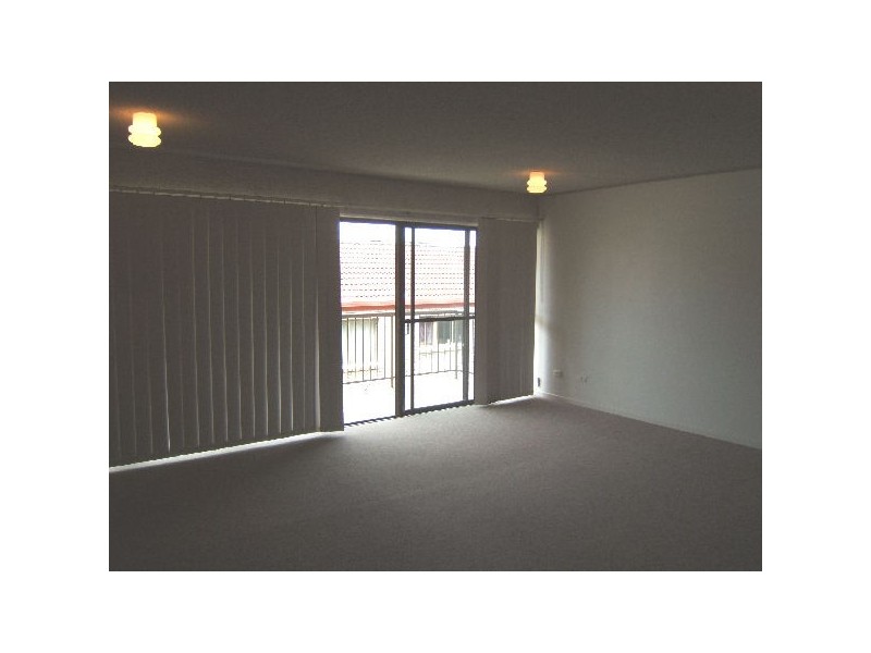 6/24 Moreton Parade, Kings Beach QLD 4551