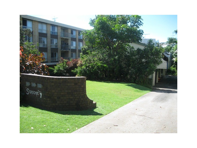 2/7 Orvieto Terrace, Kings Beach QLD 4551