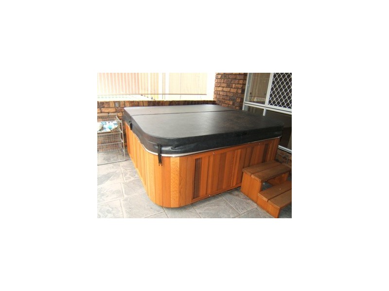 9 Rosevale Ave, Aroona QLD 4551