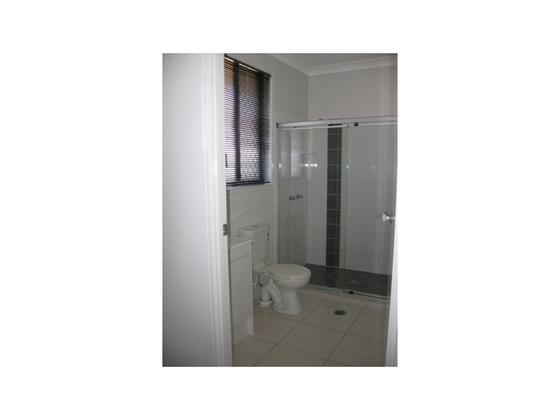 38 Crater Street, Caloundra West QLD 4551