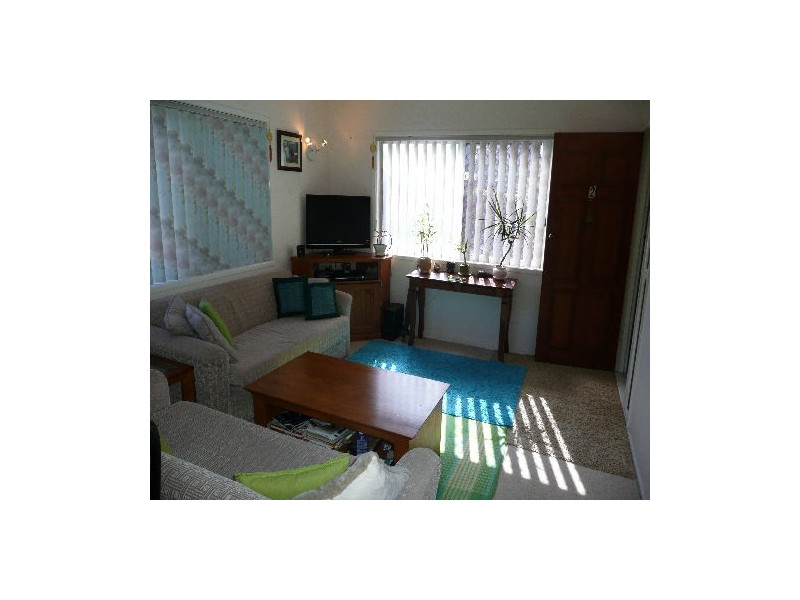 2/10 Mirnoo Street, Currimundi QLD 4551