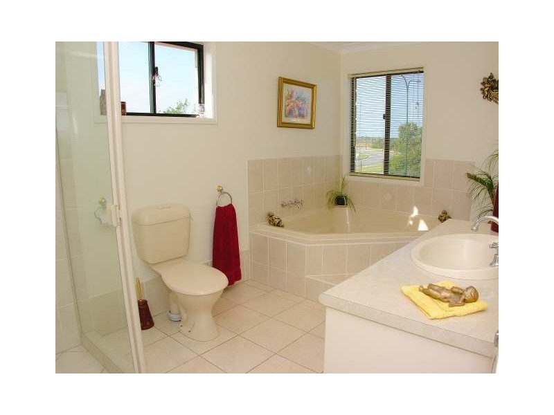56 Kalowendha, Pelican Waters QLD 4551