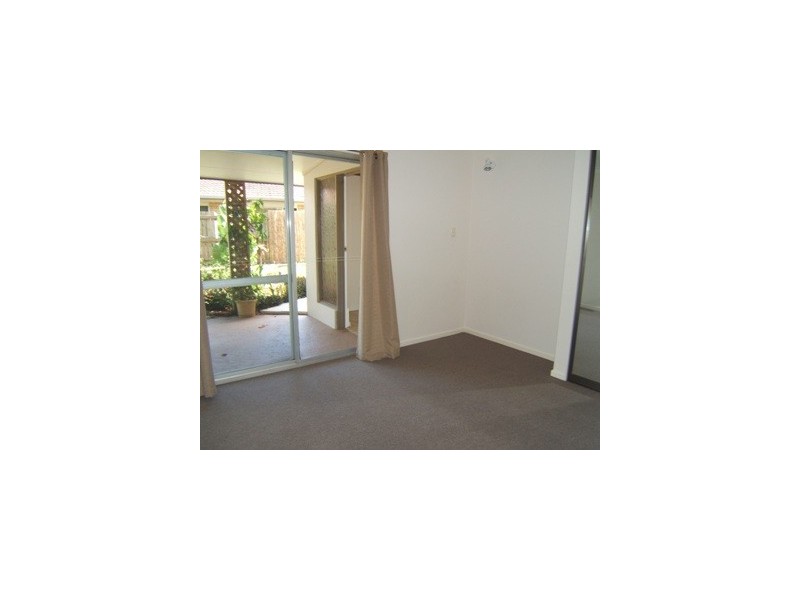 3 Montgomery Cr, Golden Beach QLD 4551