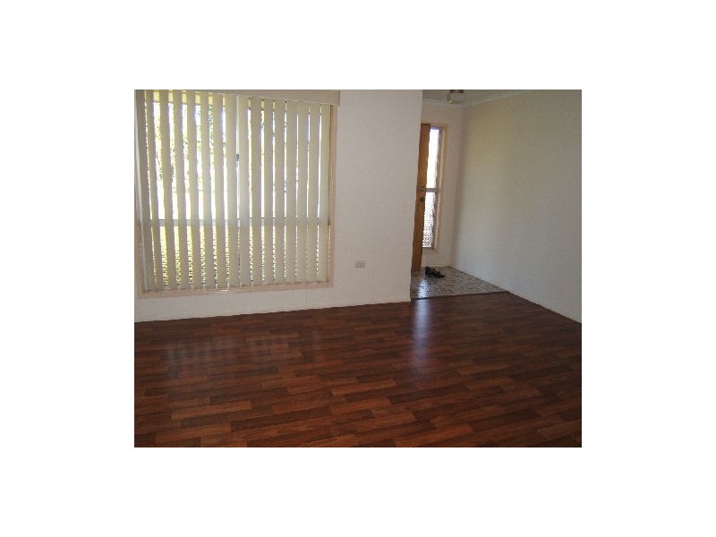 2/1 Saracen Street, Battery Hill QLD 4551