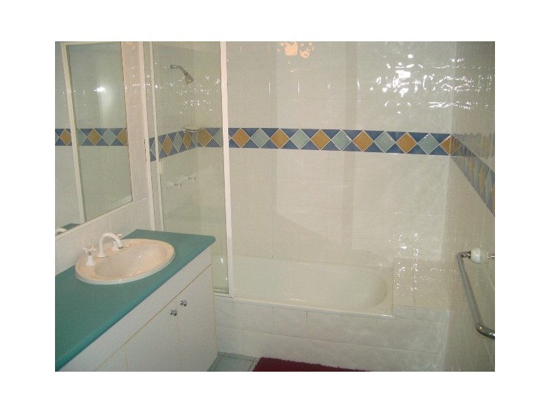 2/25-27 Landsborough Pde, Golden Beach QLD 4551