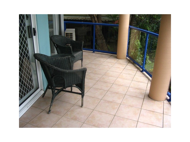 2/25-27 Landsborough Pde, Golden Beach QLD 4551