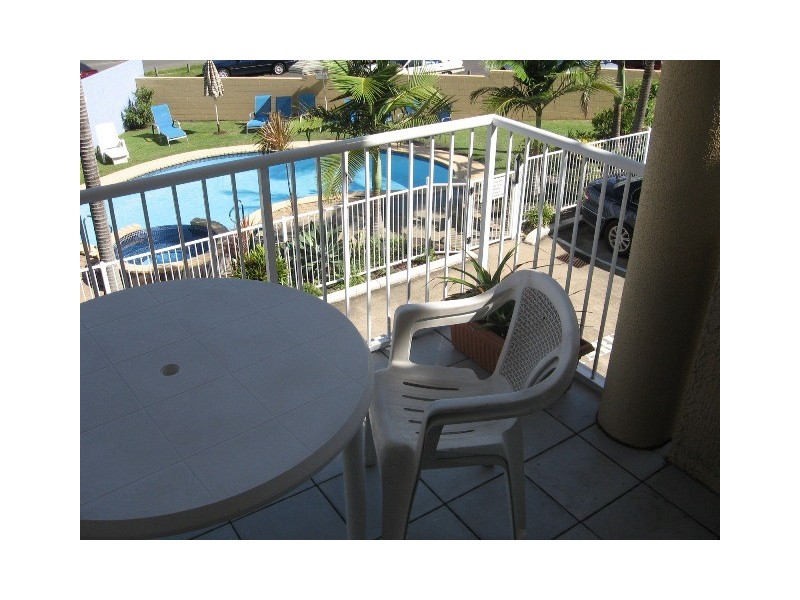 1/6 Saltair Street, Kings Beach QLD 4551