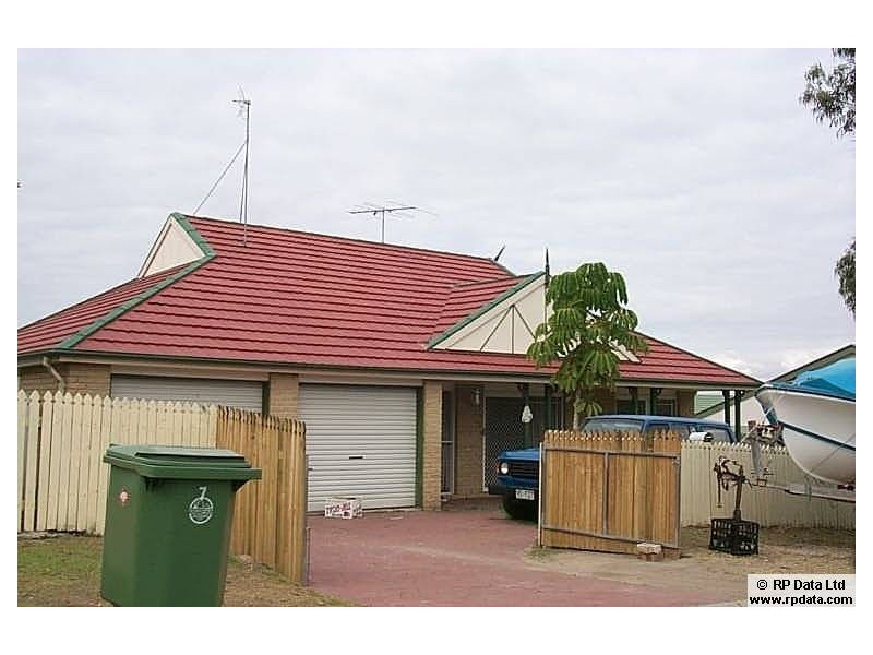 2 Hans St, Caloundra West QLD 4551