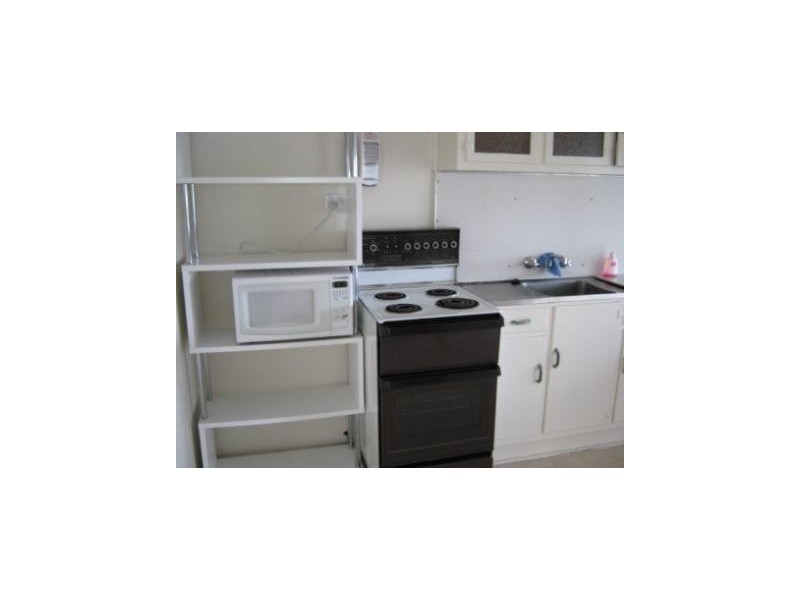 16 Nothling St, Caloundra QLD 4551