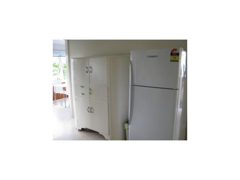 16 Nothling St, Caloundra QLD 4551