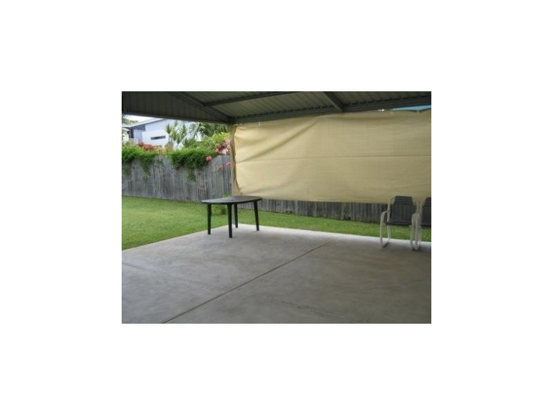 16 Nothling St, Caloundra QLD 4551