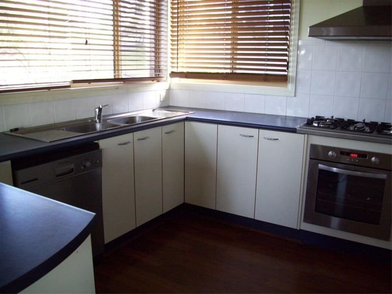 1 Blamey St, Battery Hill QLD 4551