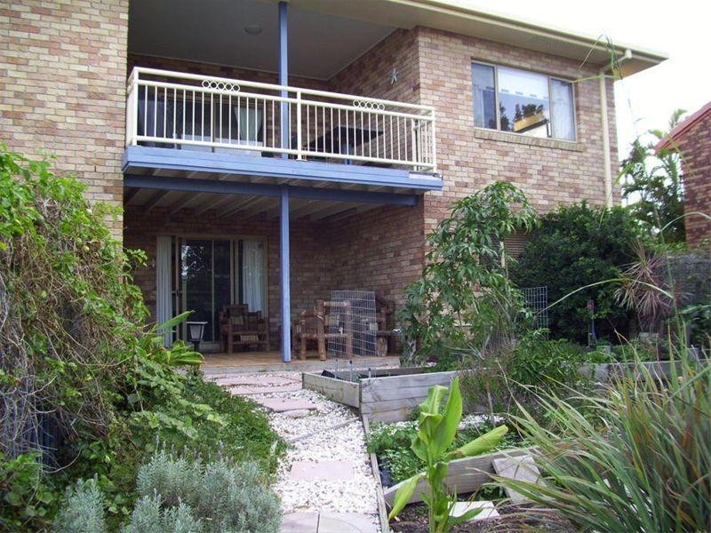 1 Blamey St, Battery Hill QLD 4551