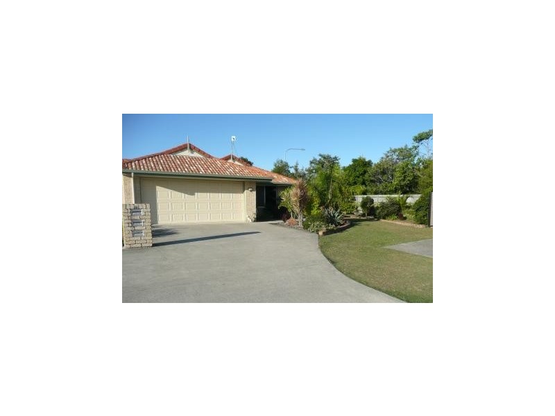 2/18 Traill Cres, Currimundi QLD 4551