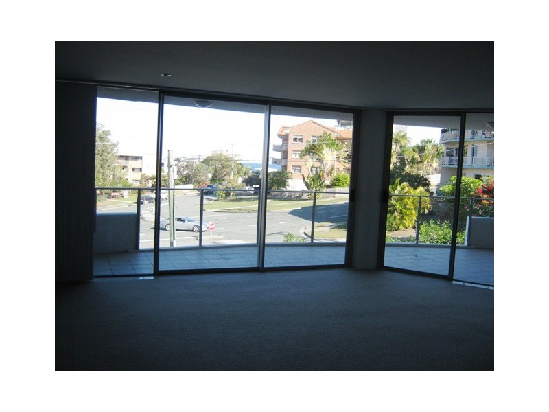 202-3 Arthur St, Kings Beach QLD 4551