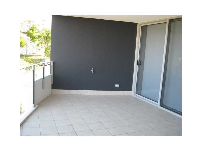 202-3 Arthur St, Kings Beach QLD 4551