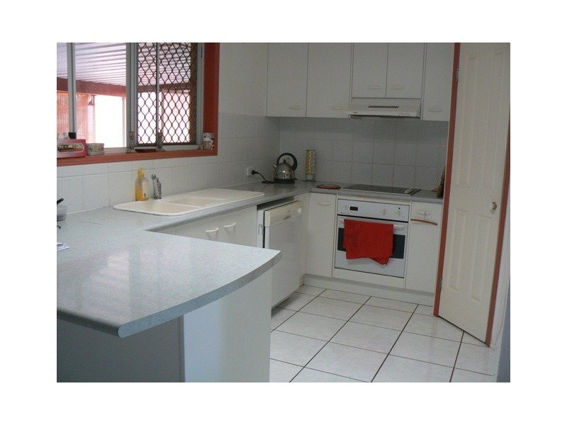 14 Laurel Street, Beerwah QLD 4519