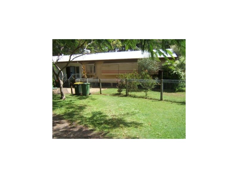1/5 Hocking St, Nambour QLD 4560