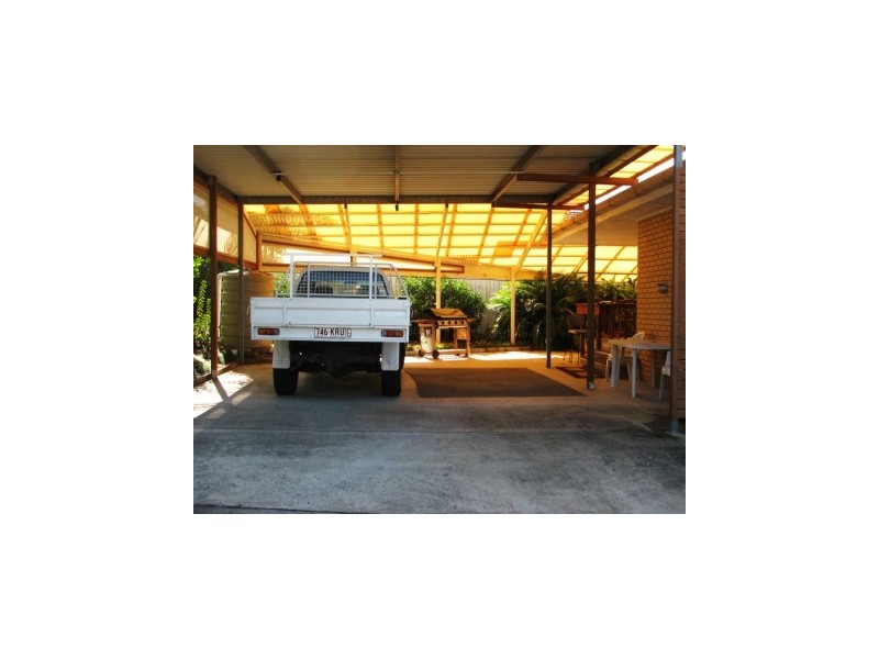 5 Thrush St, Caloundra QLD 4551