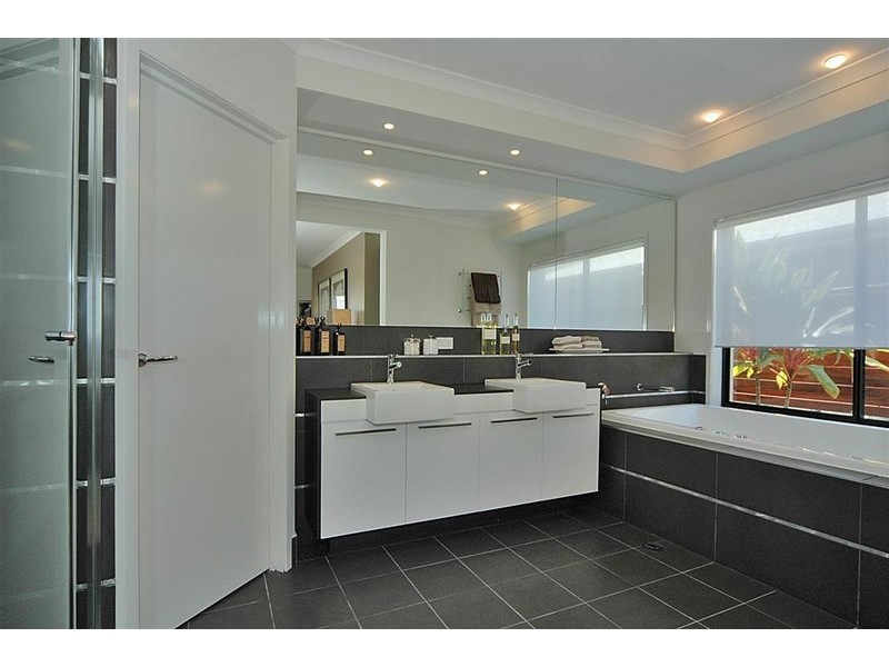 19 Toolona Place, Caloundra West QLD 4551