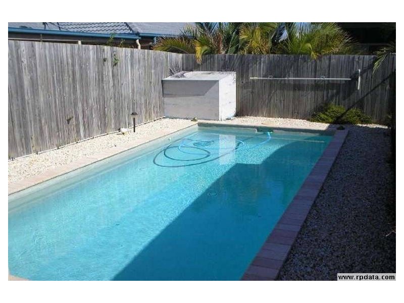 2 Norman Court, Caloundra West QLD 4551