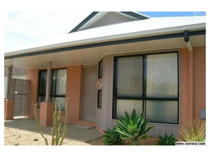 2 Norman Court, Caloundra West QLD 4551