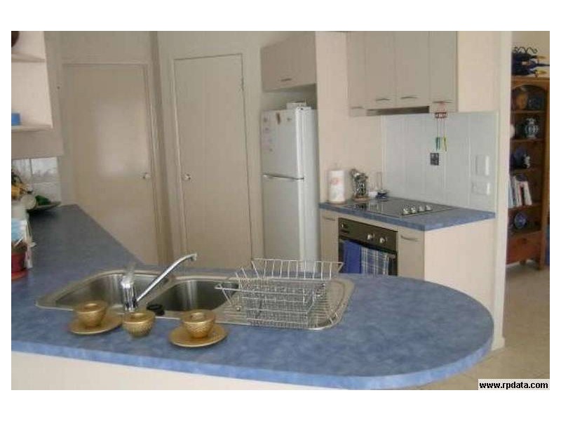 2 Norman Court, Caloundra West QLD 4551