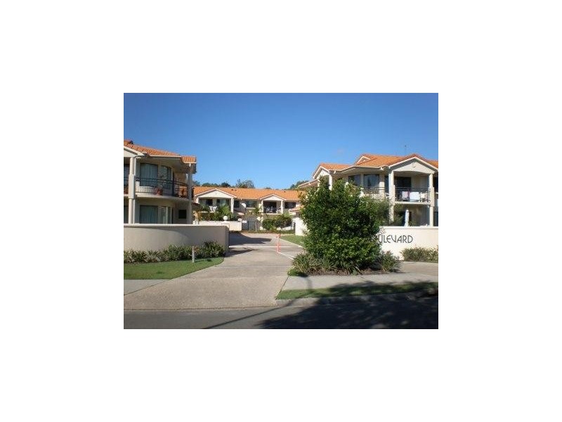 12/30 The Boulevard, Pelican Waters QLD 4551