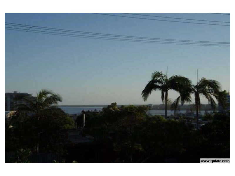 3/37 Arthur Street, Caloundra QLD 4551