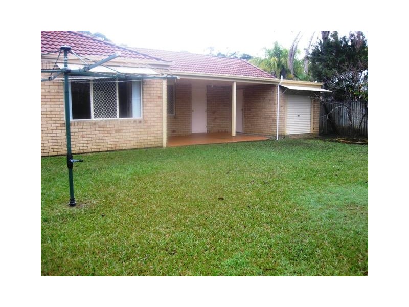 6 Heathglen Court, Little Mountain QLD 4551